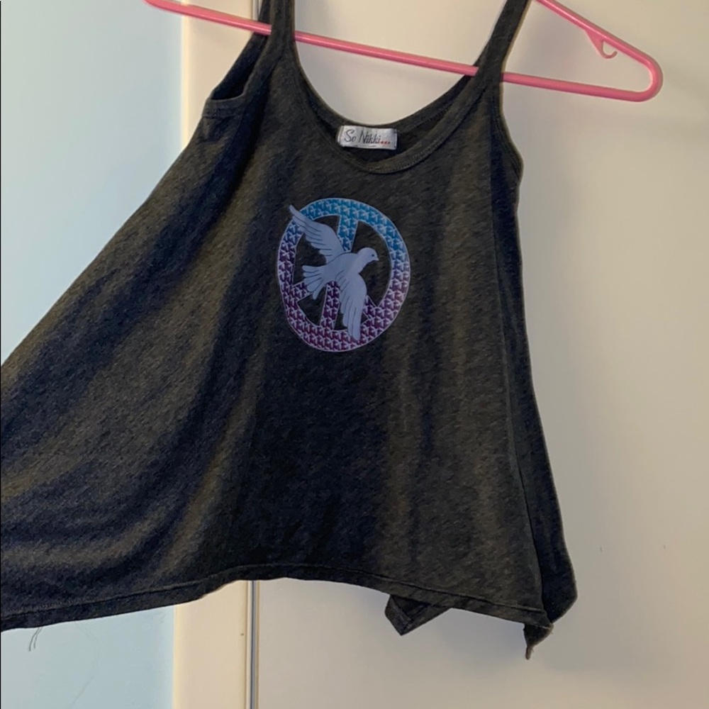 Adorable so nikki.... tank top/crop top